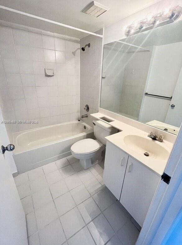 3300 NE 192nd St 1211 photo 13