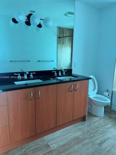 300 S Biscayne Blvd T-2416 photo 13