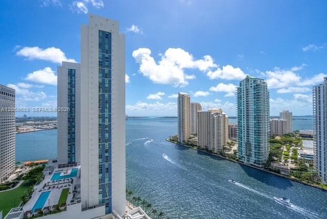 300 S Biscayne Blvd T-2416 photo 1