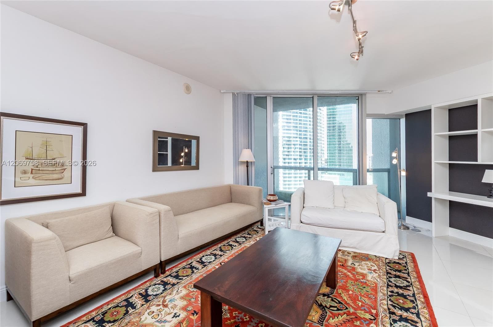 475 Brickell Ave 2908 photo 4