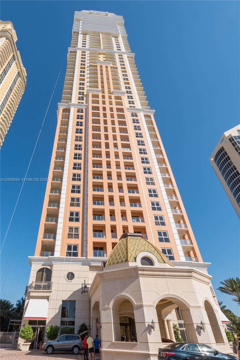 17749 Collins Ave 802 photo 11