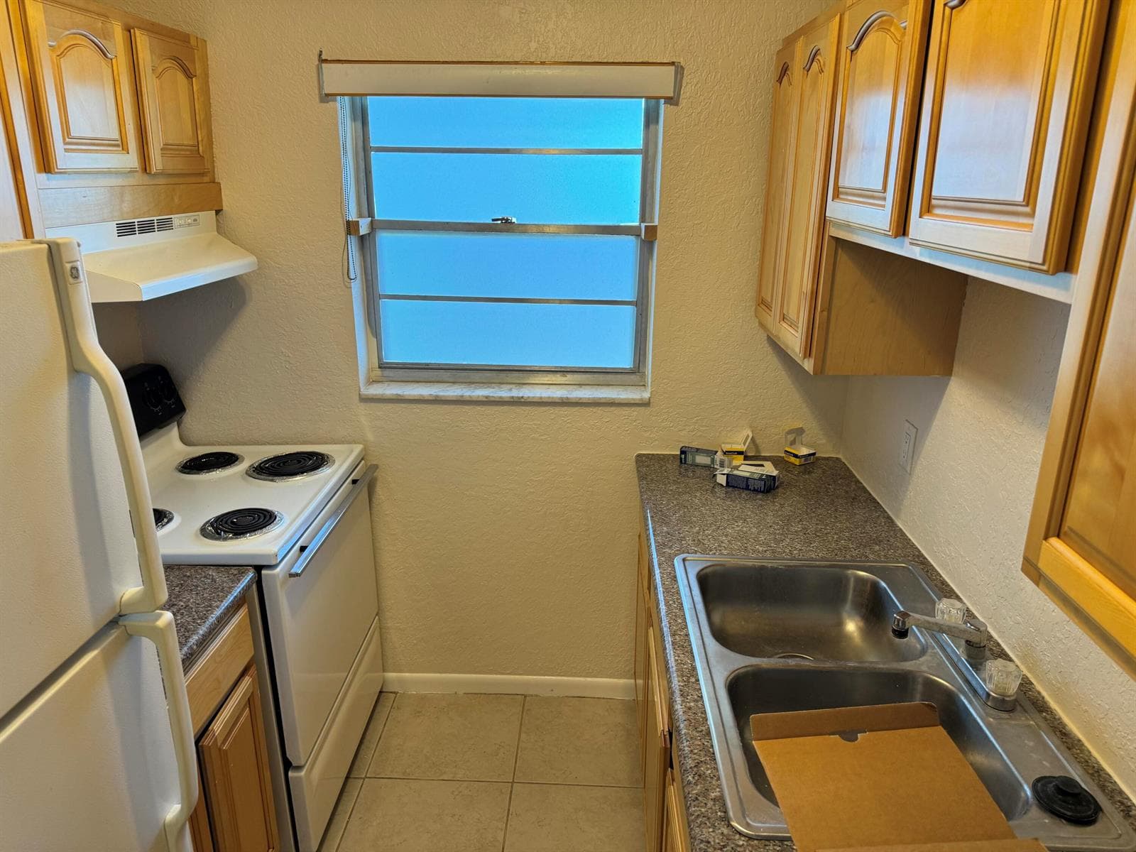 220 CROTON Avenue 210 photo 4