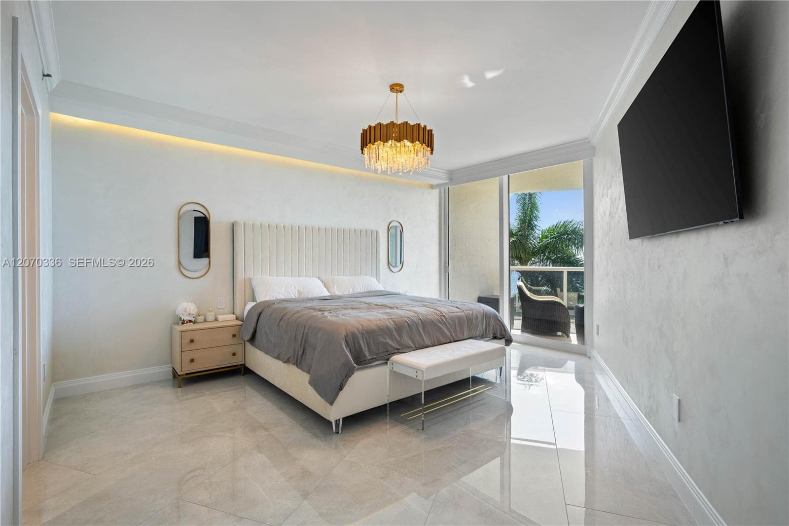 19111 Collins Ave 403 photo 23