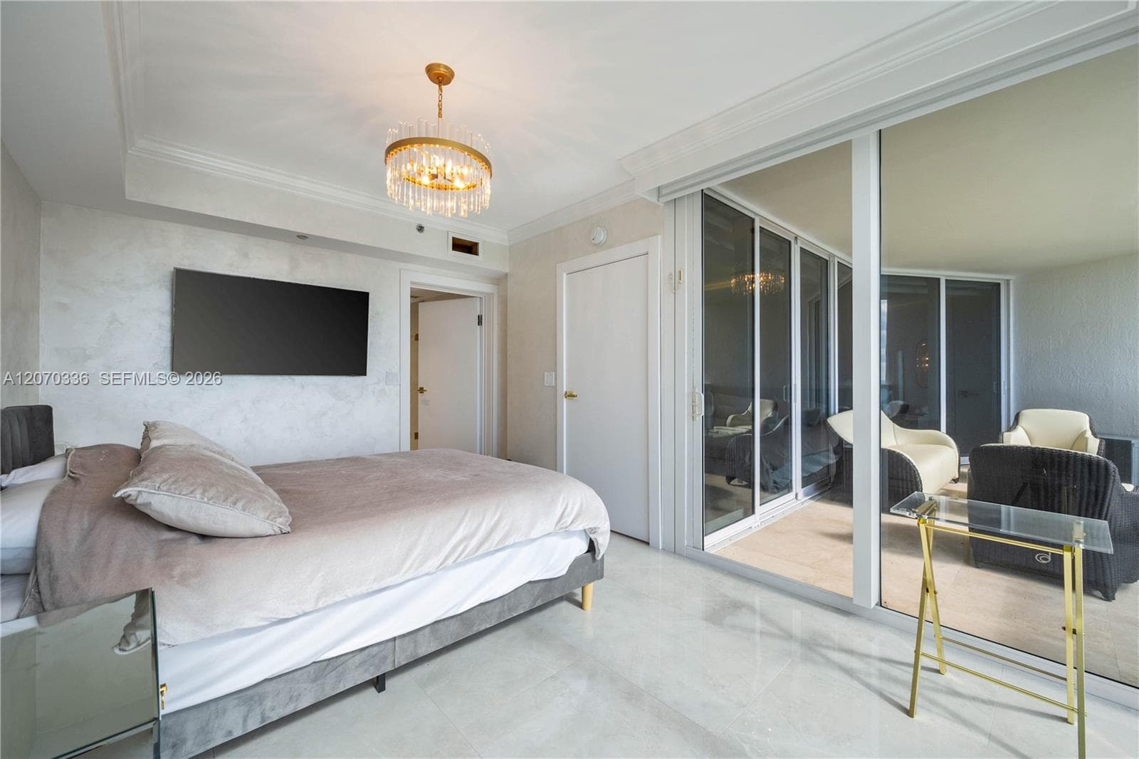 19111 Collins Ave 403 photo 11