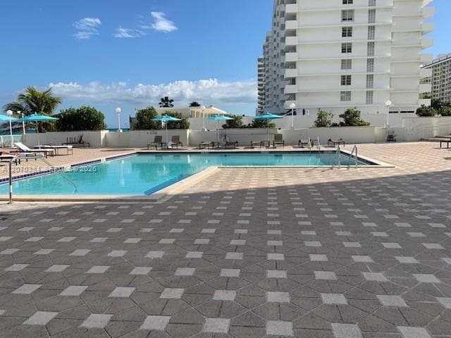 5701 Collins Ave 311 photo 16