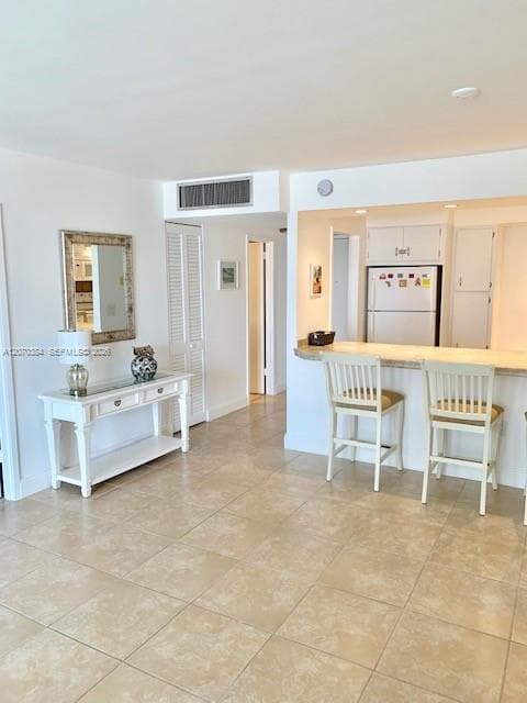 5701 Collins Ave 311 photo 3