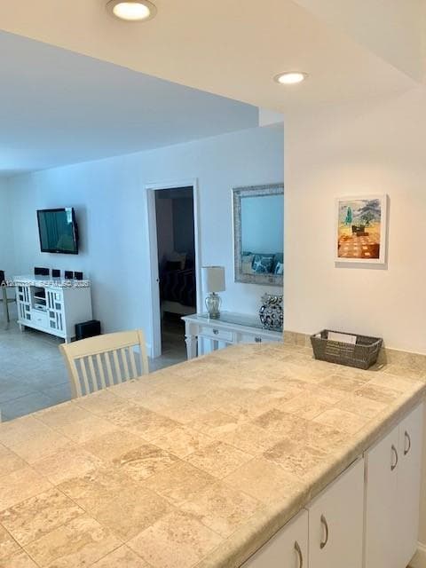 5701 Collins Ave 311 photo 5