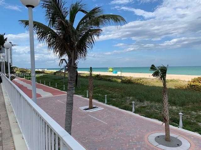 5701 Collins Ave 311 photo 15