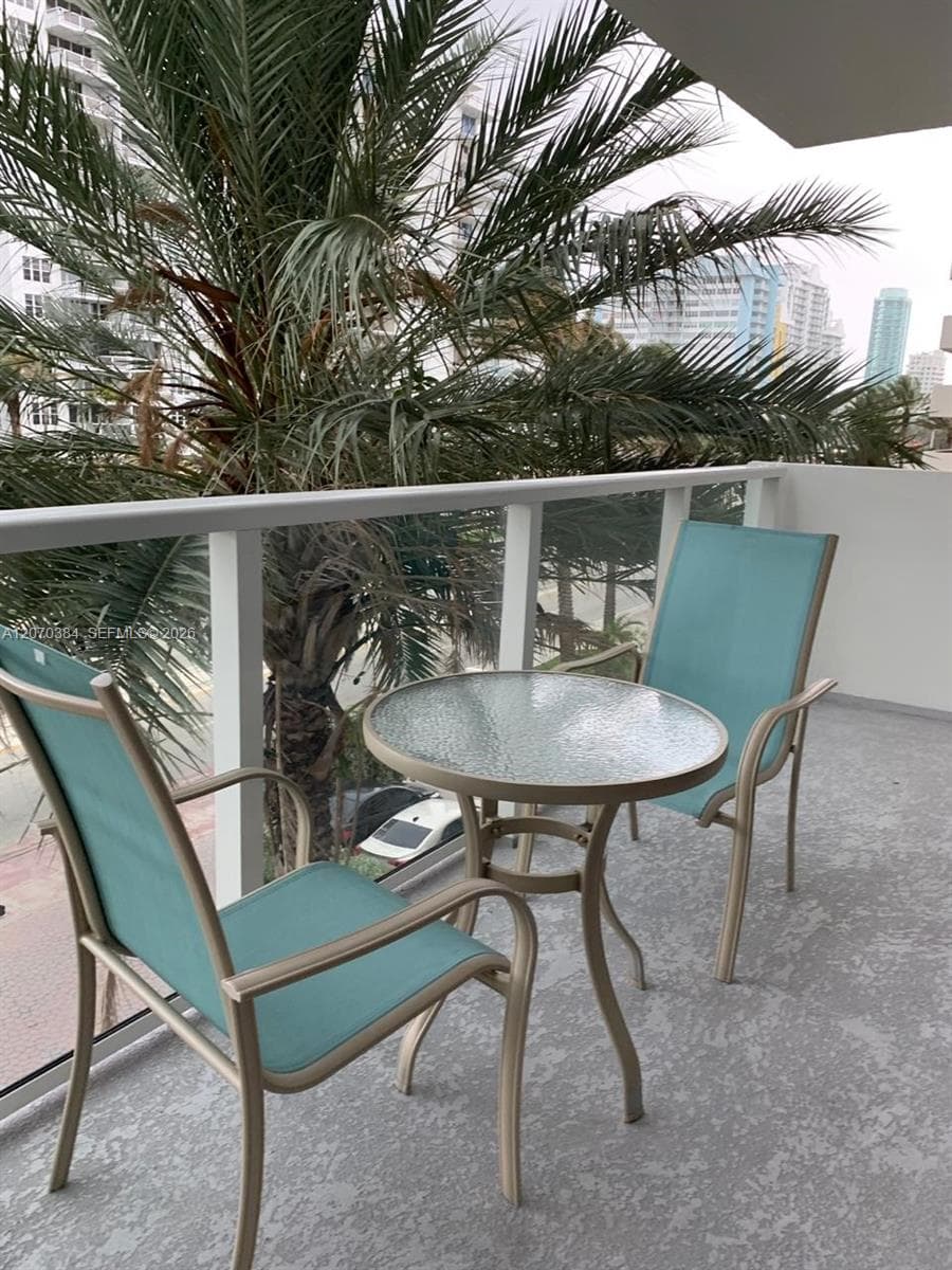 5701 Collins Ave 311 photo 11