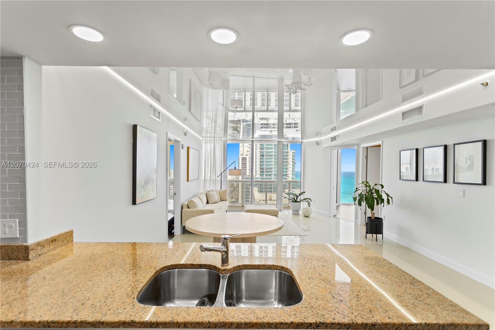 17201 Collins Ave 3502 photo 6