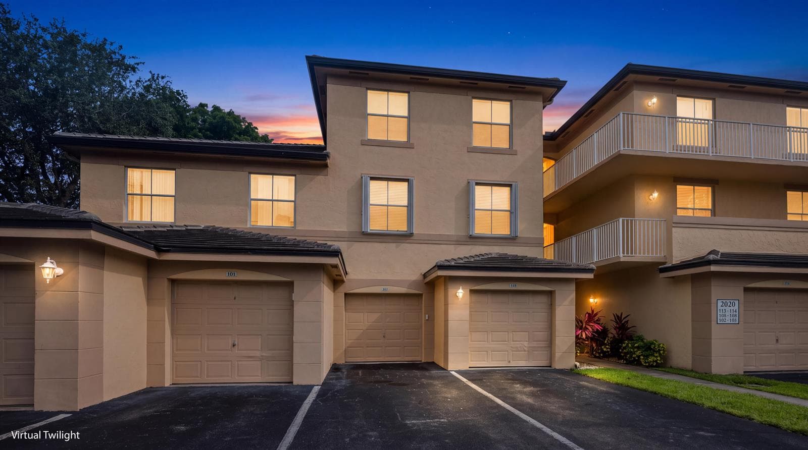 2020 Greenview Shores Boulevard 102 photo 23