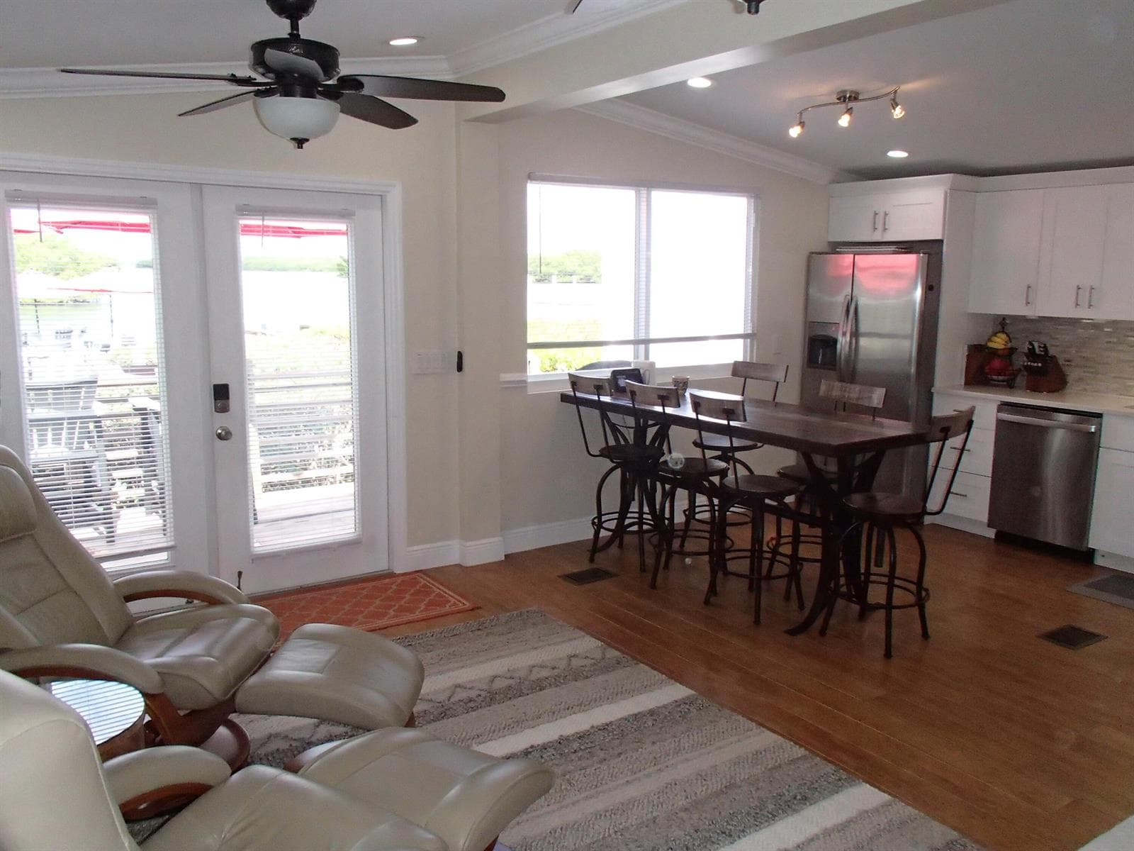 5321 MONTEGO Circle photo 4