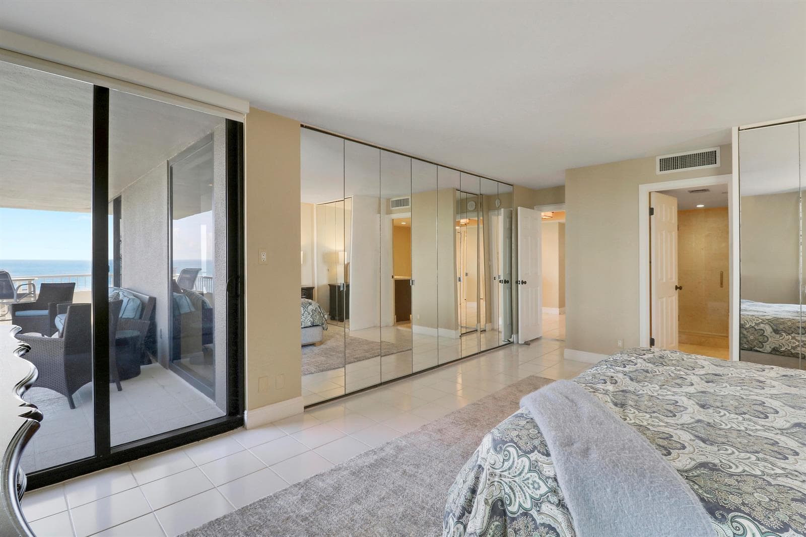 5510 N OCEAN Drive 4C photo 18