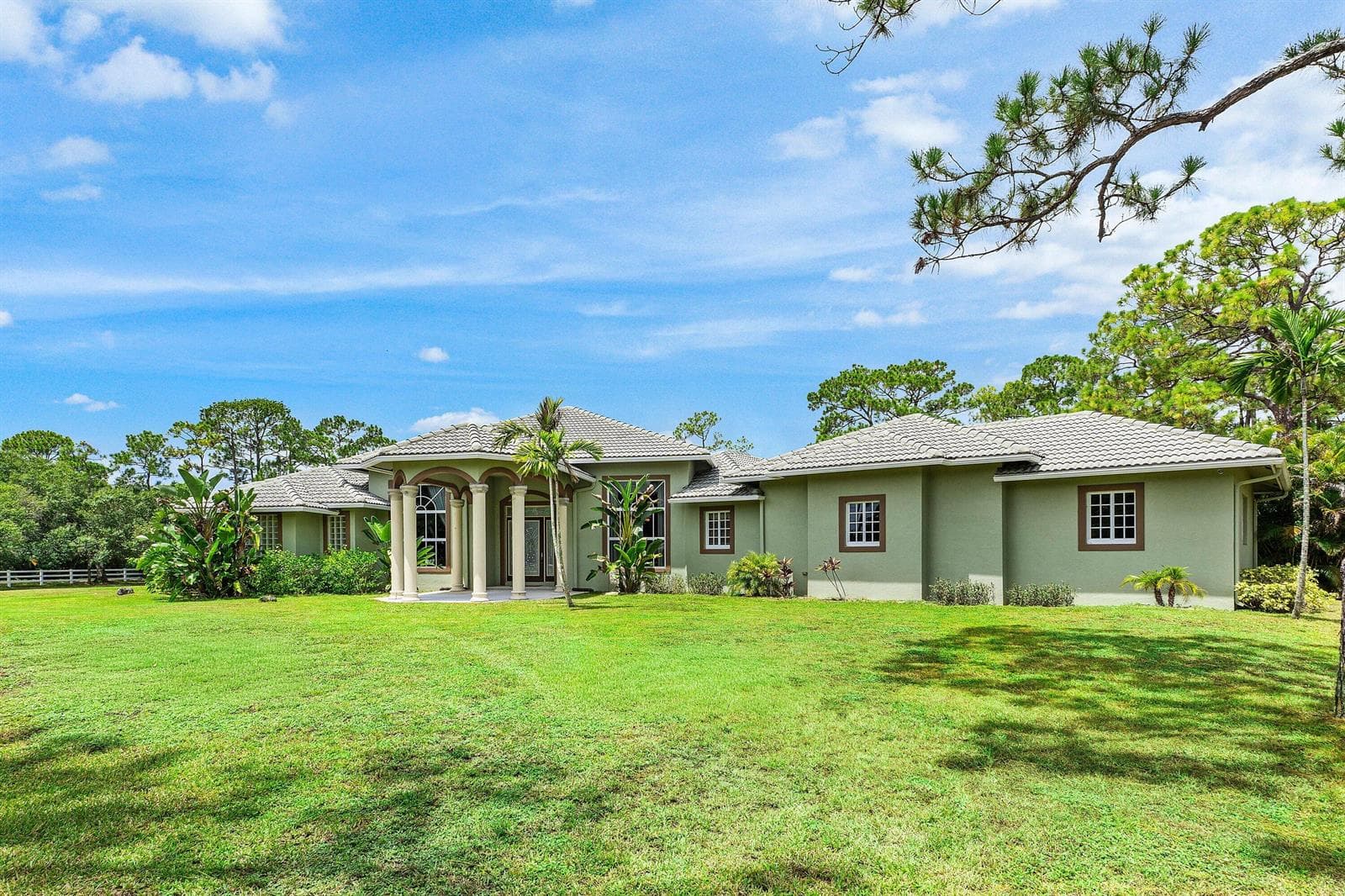 2749 A Road photo 6