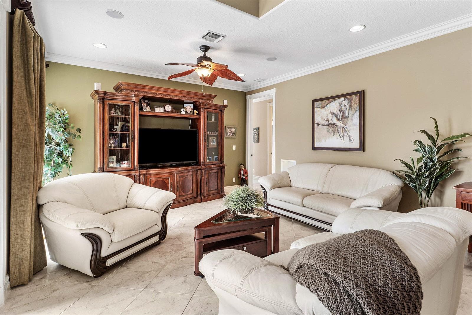 2749 A Road photo 22