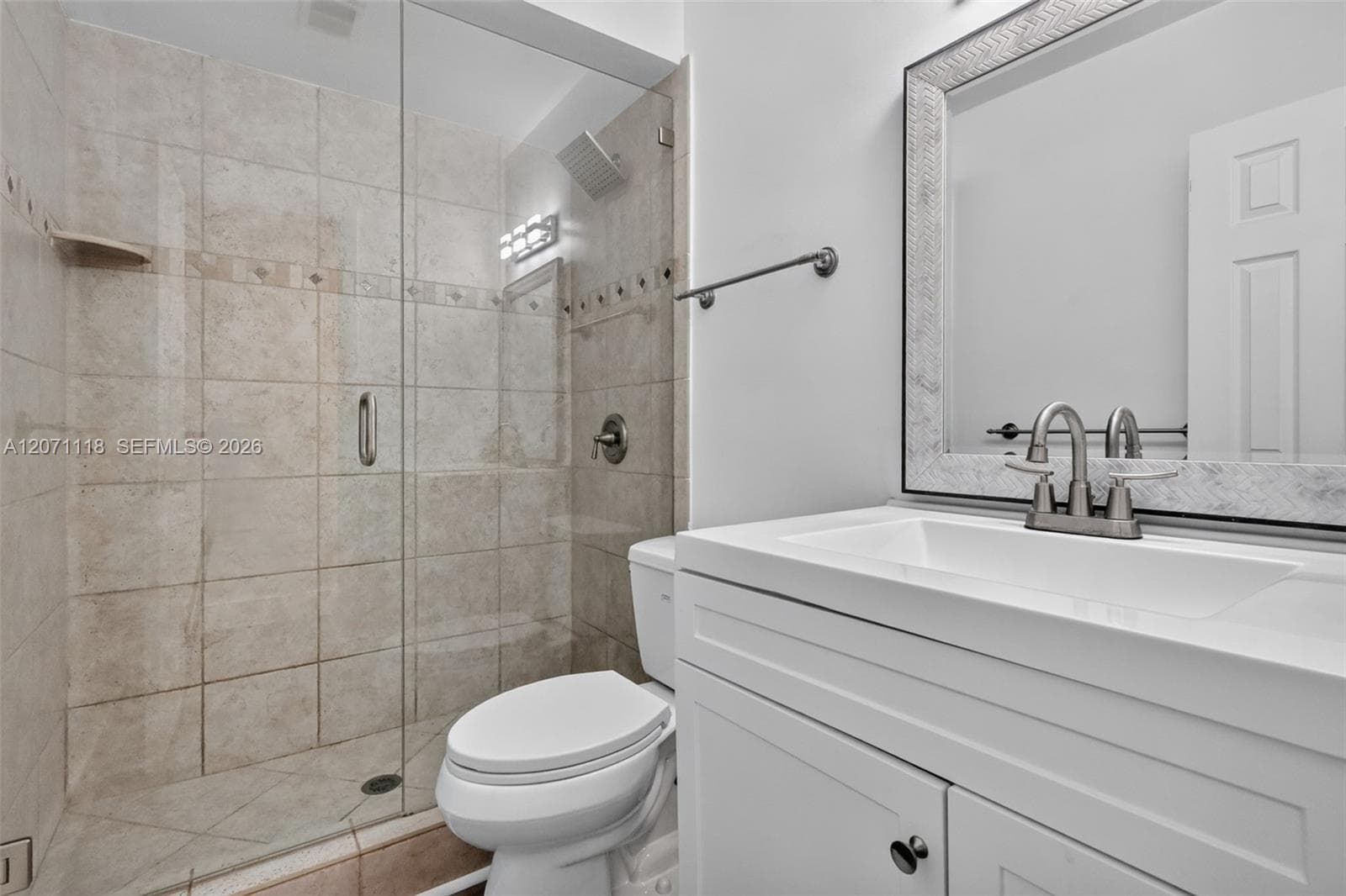 2100 Diana Dr 310 photo 16