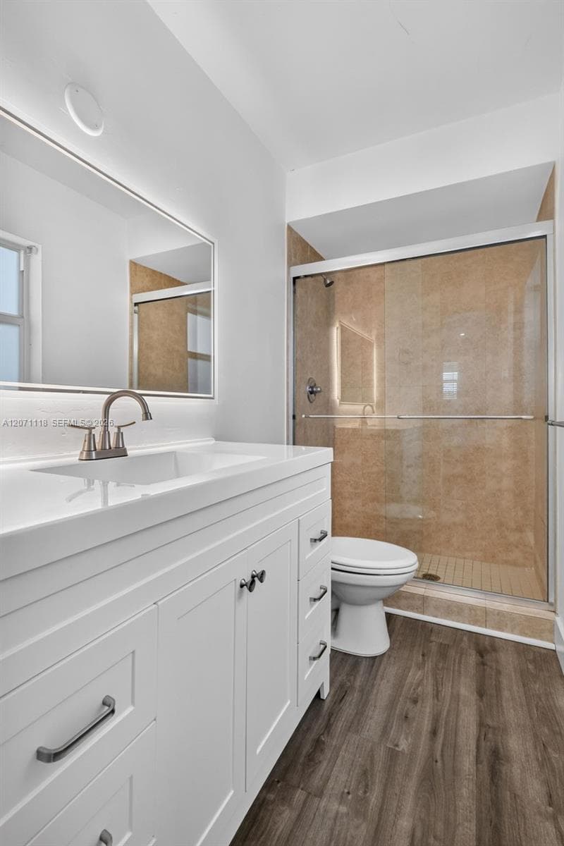 2100 Diana Dr 310 photo 14