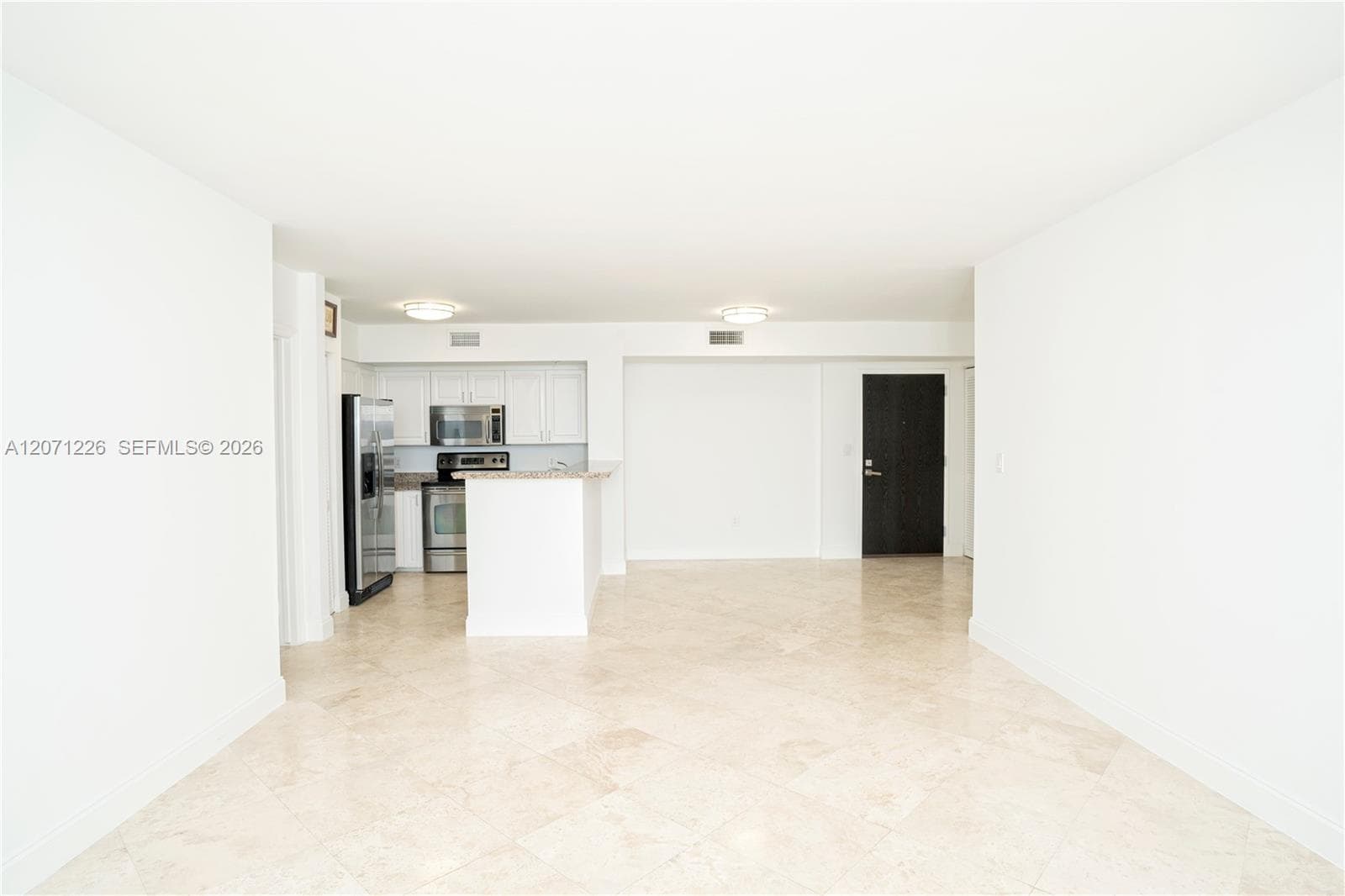 90 Alton Rd 2204 photo 6