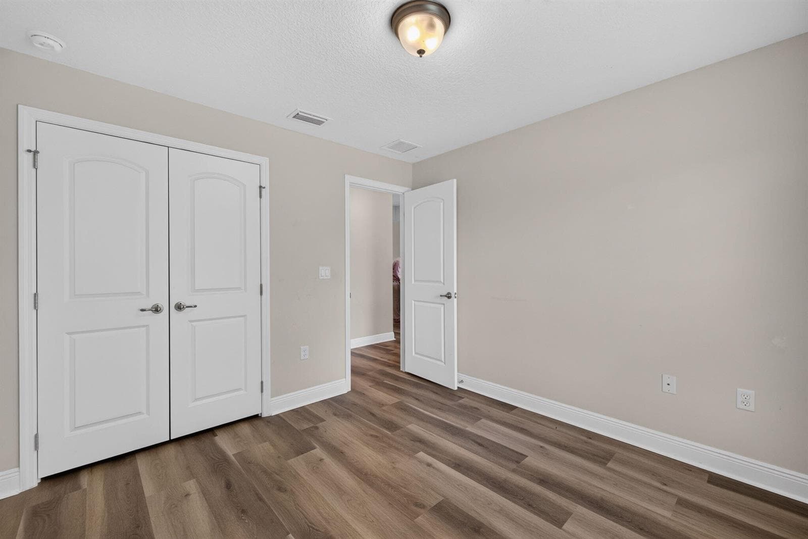 5852 NW Ethel Court photo 16