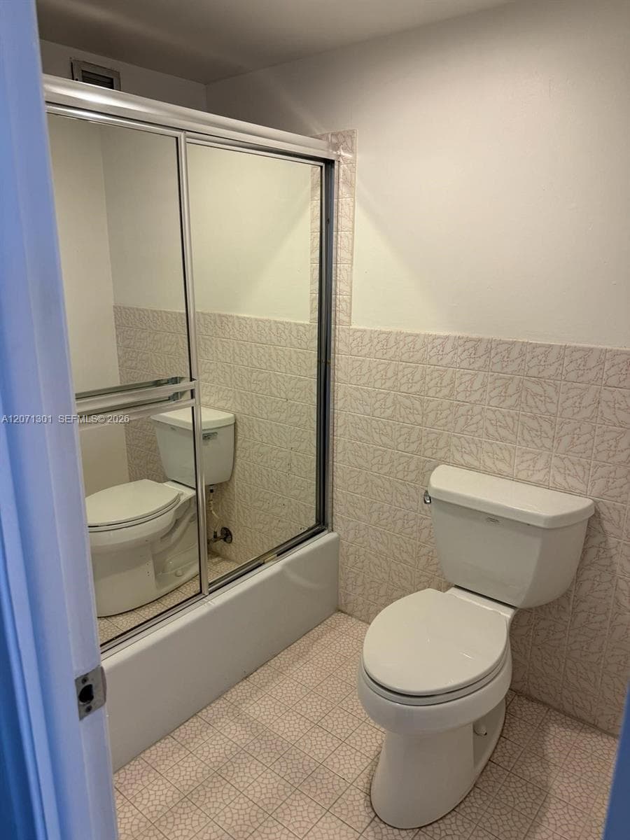 1825 S Ocean Dr 514 photo 6