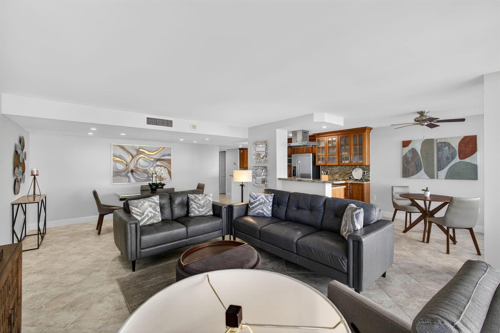 4200 N Ocean Drive 1-406 photo 22