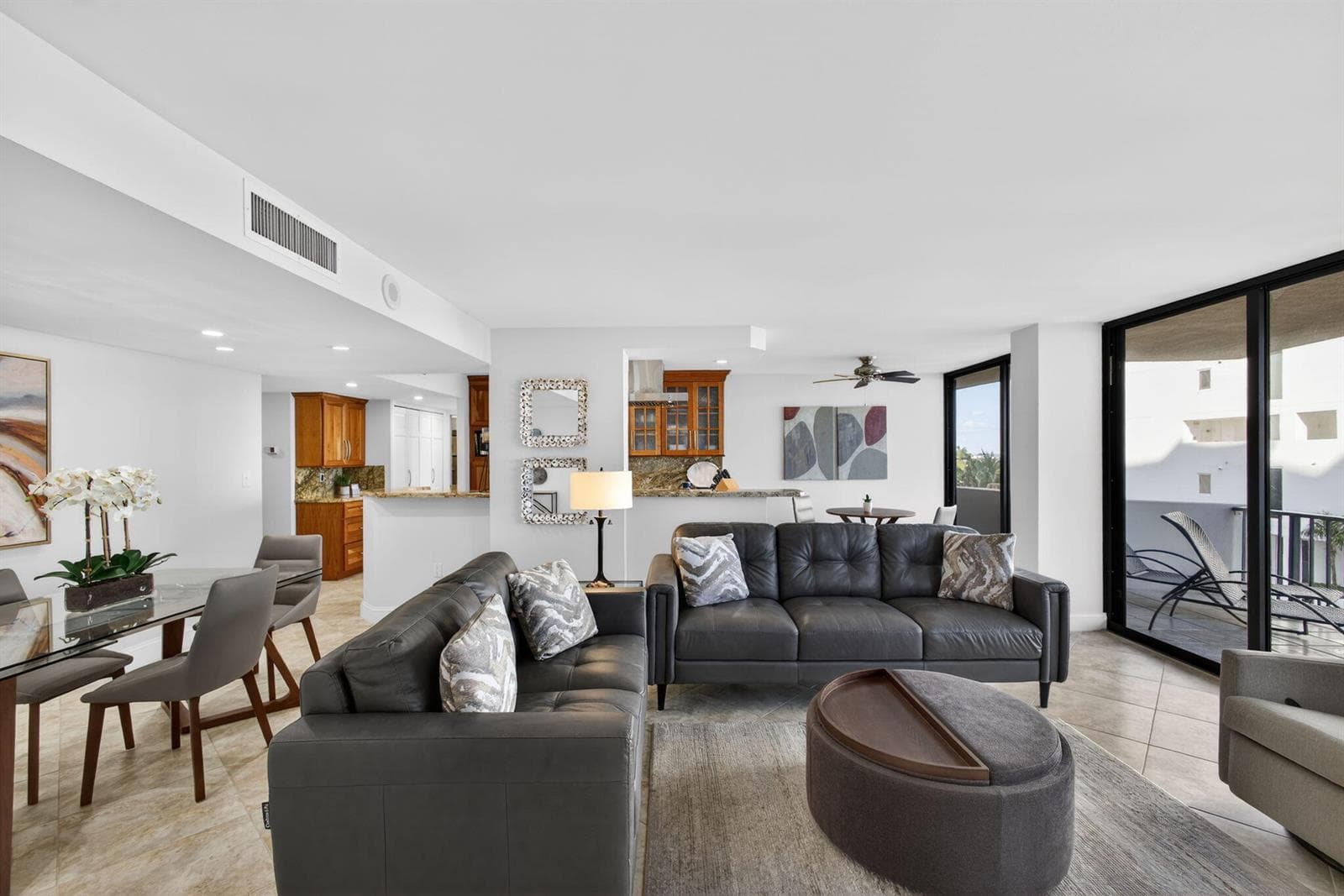 4200 N Ocean Drive 1-406 photo 24