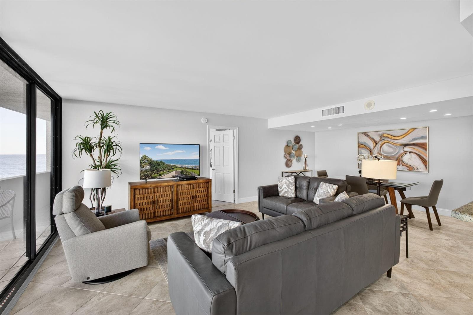 4200 N Ocean Drive 1-406 photo 21