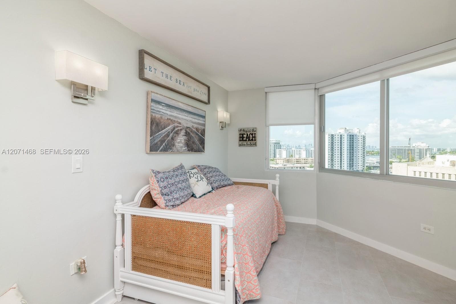 7135 Collins Ave 1125 photo 13