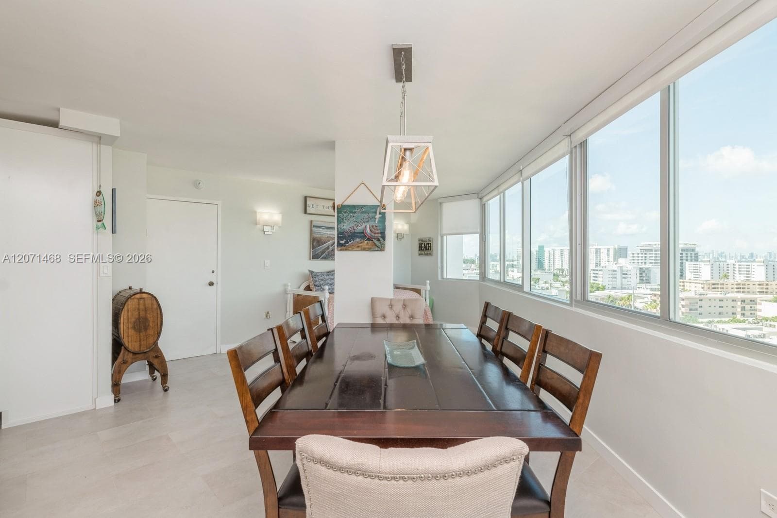 7135 Collins Ave 1125 photo 3