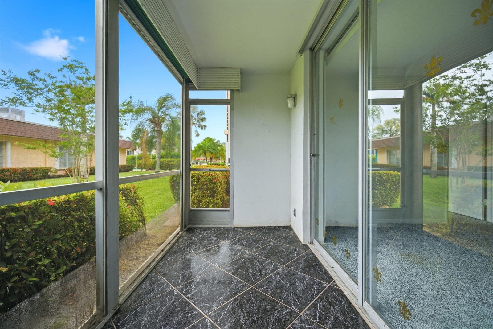 4502 N Federal Highway photo 17