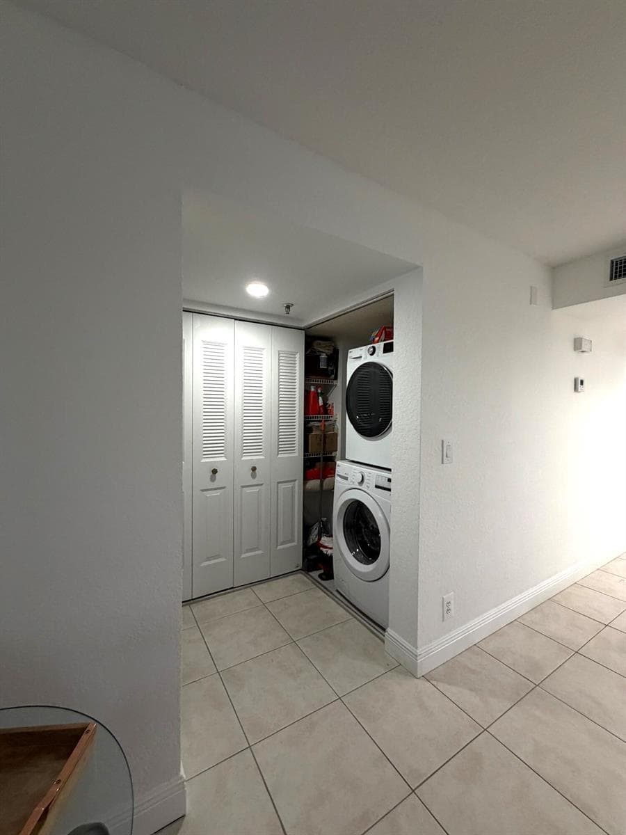 20 ROYAL PALM Way 3020 photo 13