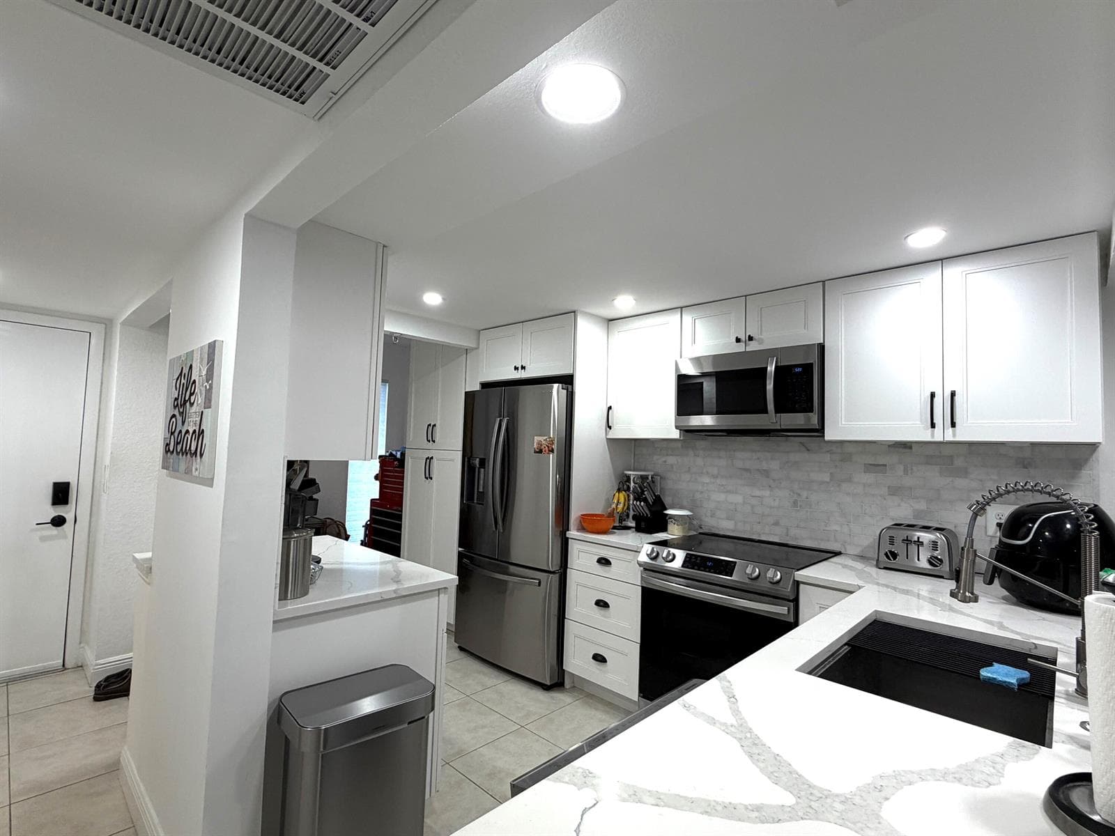 20 ROYAL PALM Way 3020 photo 8