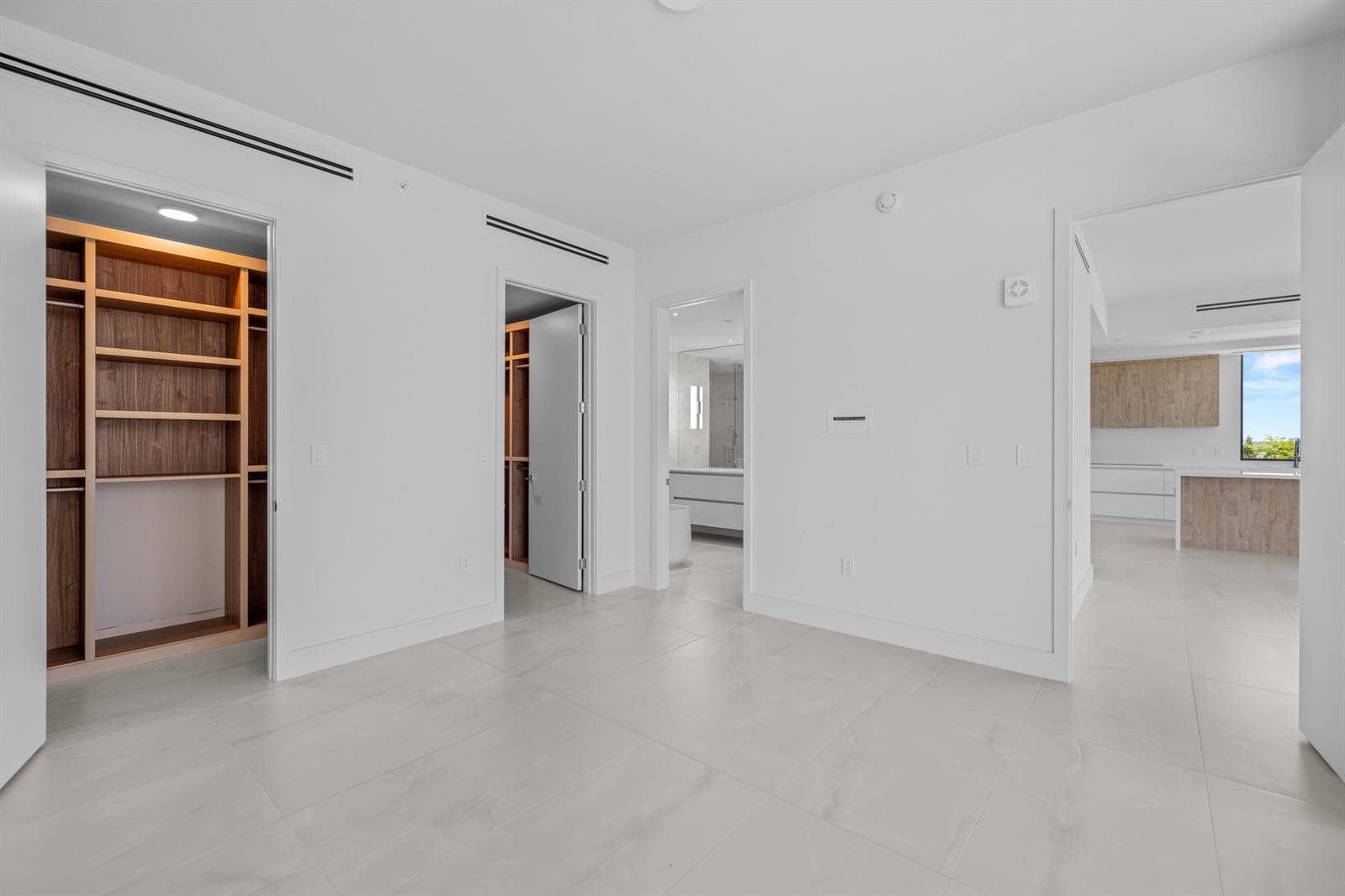 305 BRINY Avenue 406 photo 13