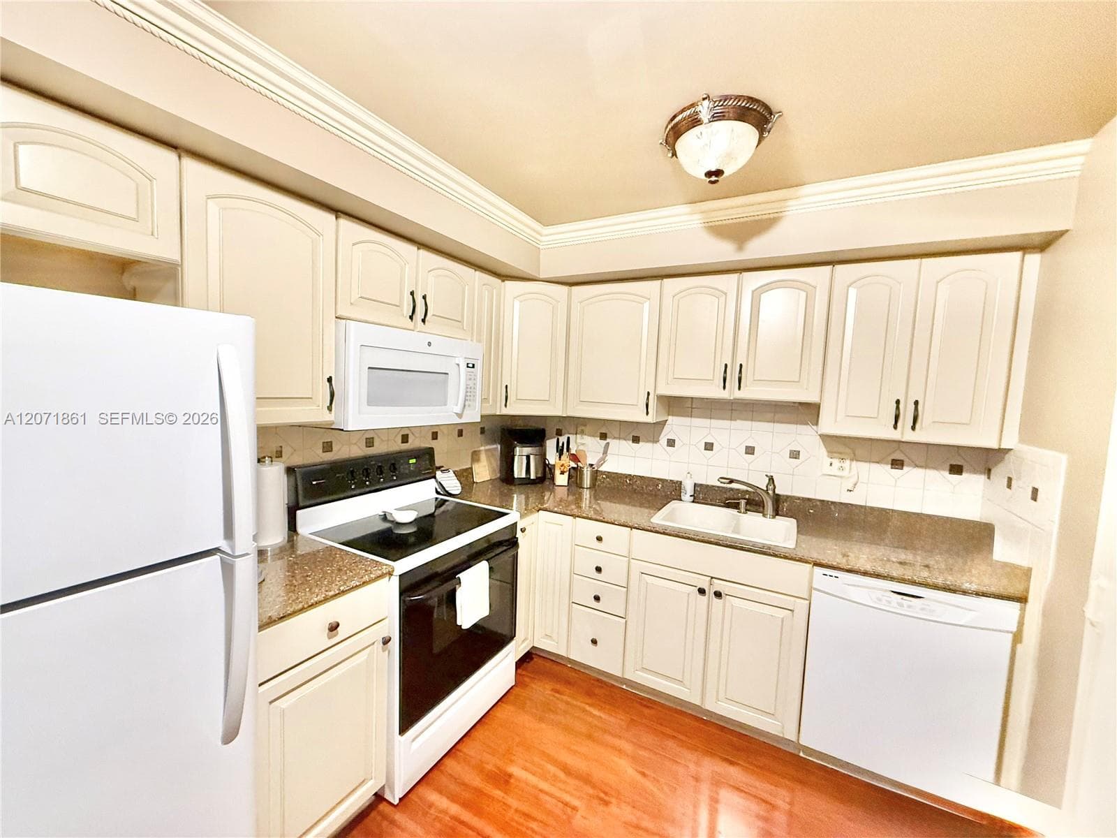 600 Three Islands Blvd 1107 photo 3
