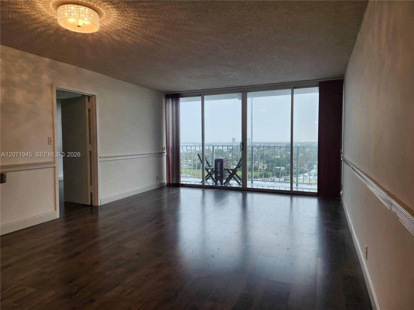 7601 E Treasure Dr 1501 photo 16