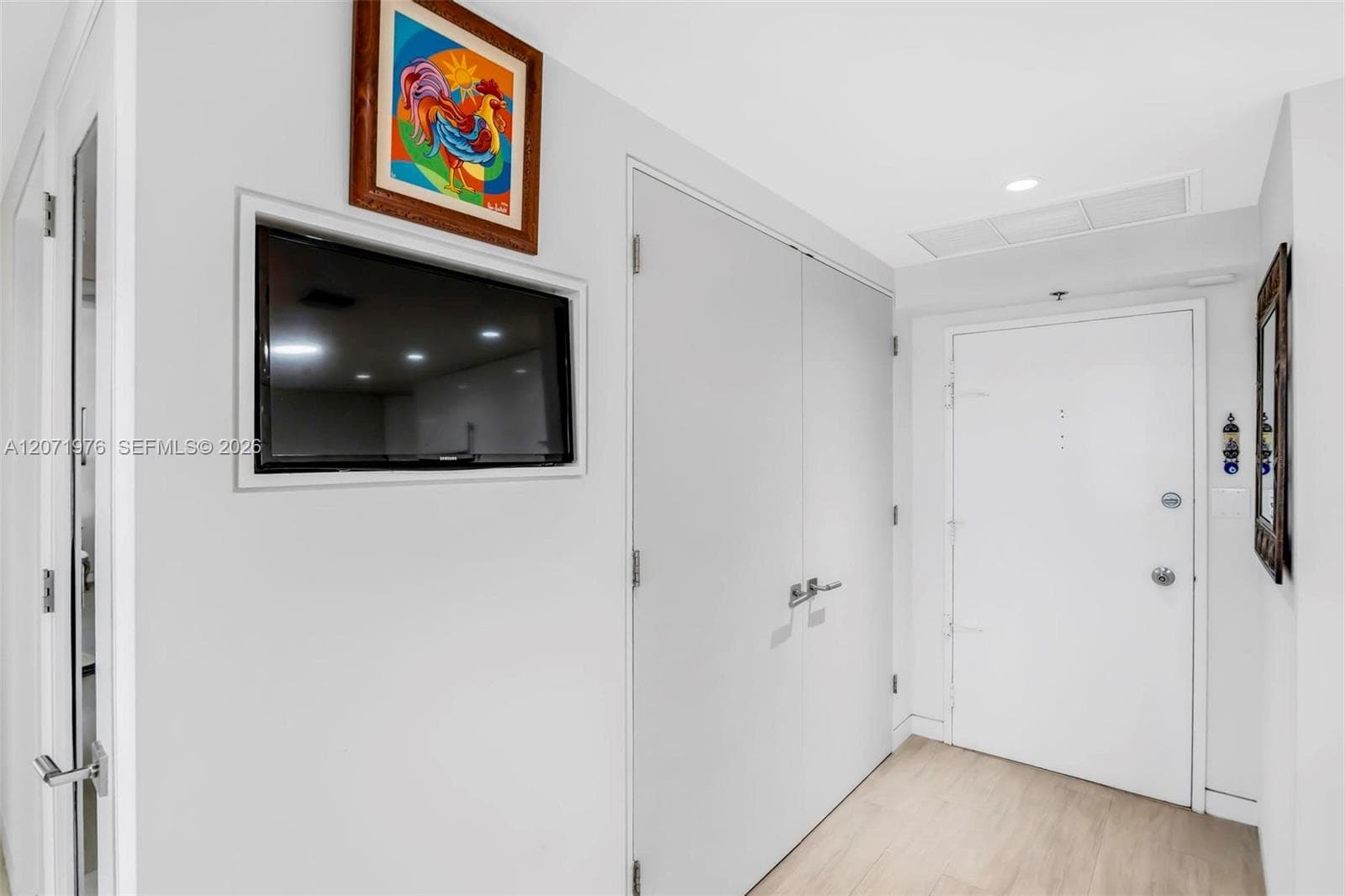5600 Collins Ave 11S photo 13