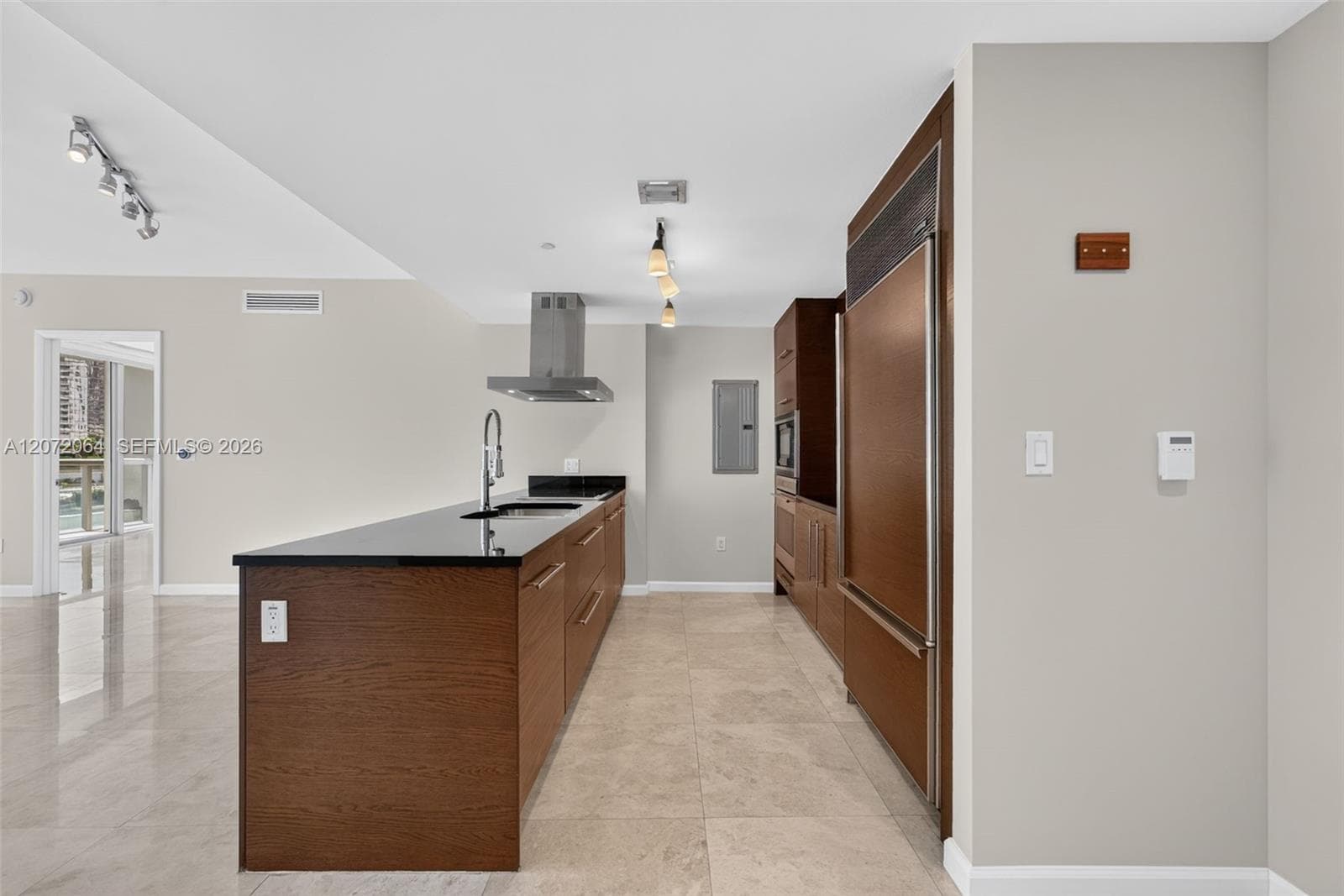 465 Brickell Ave 419 photo 6