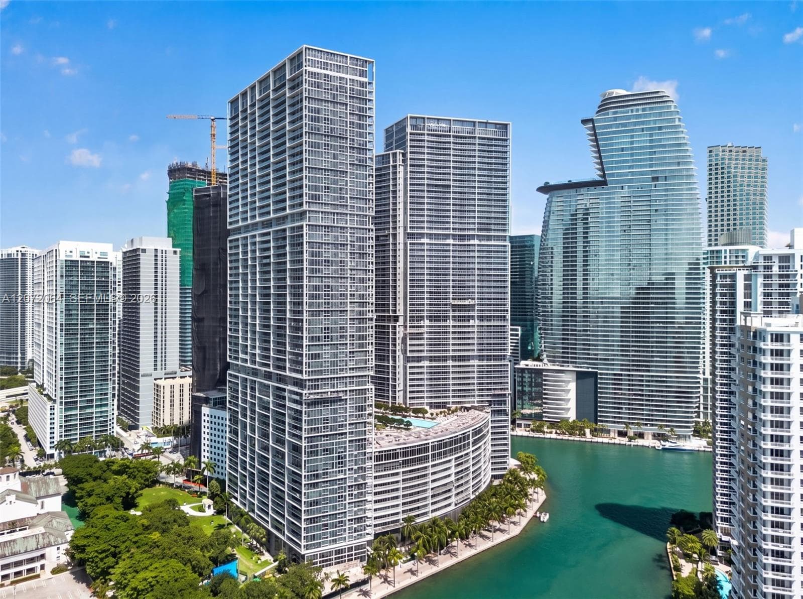 465 Brickell Ave 419 photo 1