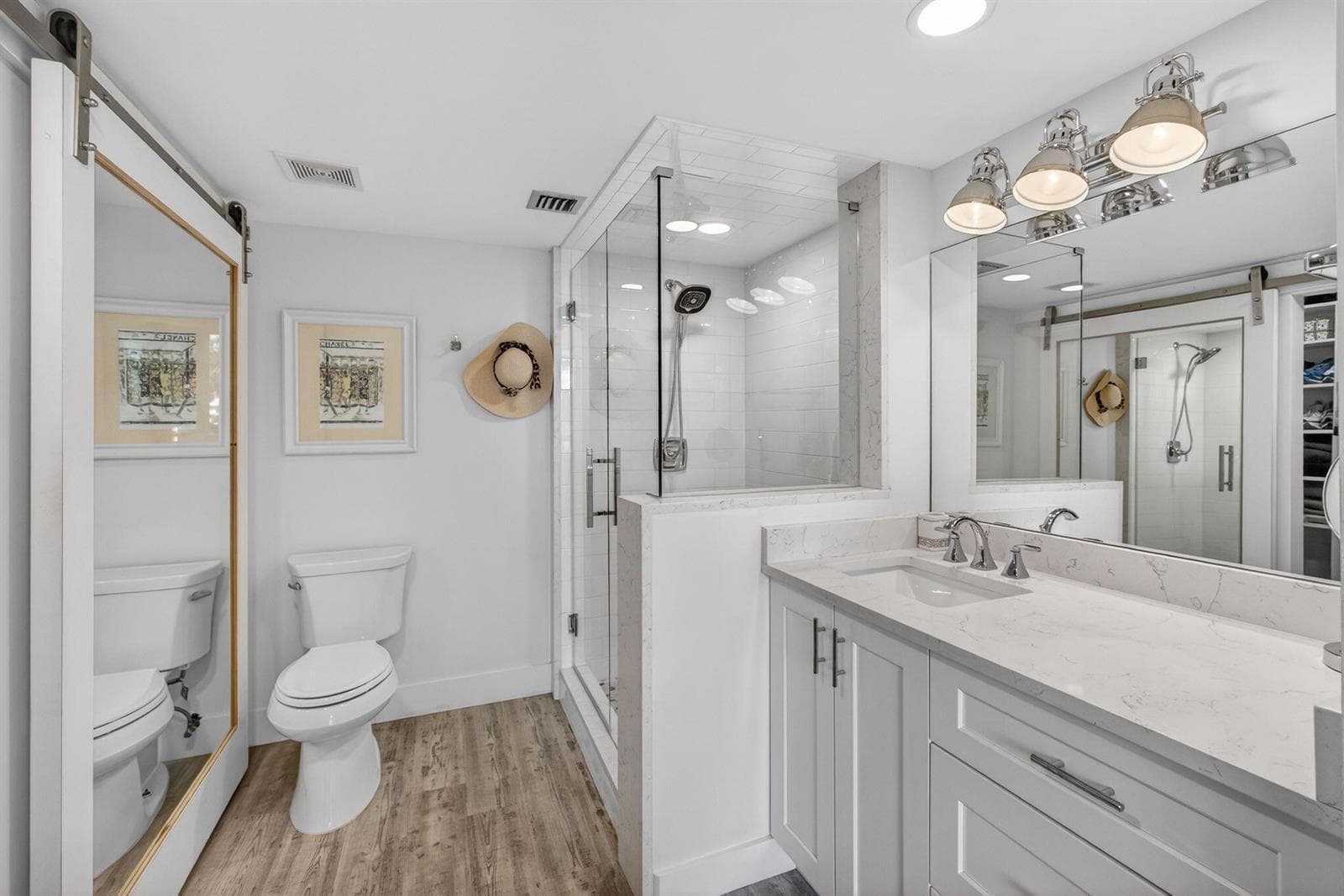 1901 MARINA ISLE Way 304 photo 23