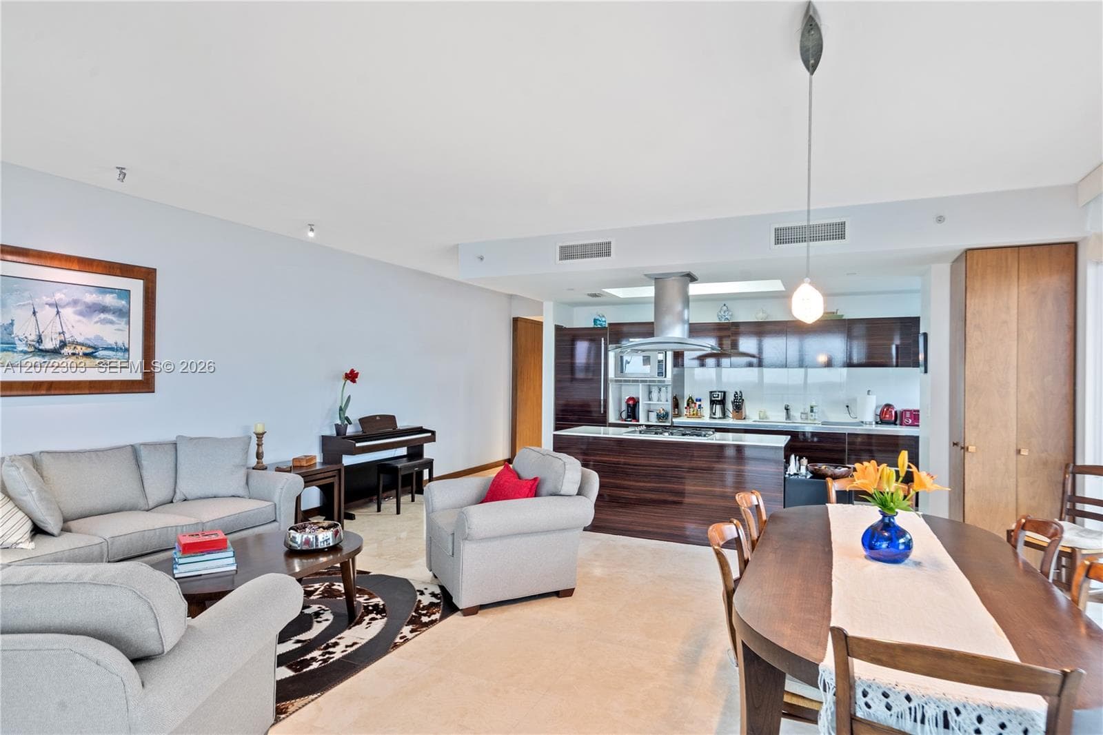 3737 Collins Ave S-701 photo 11
