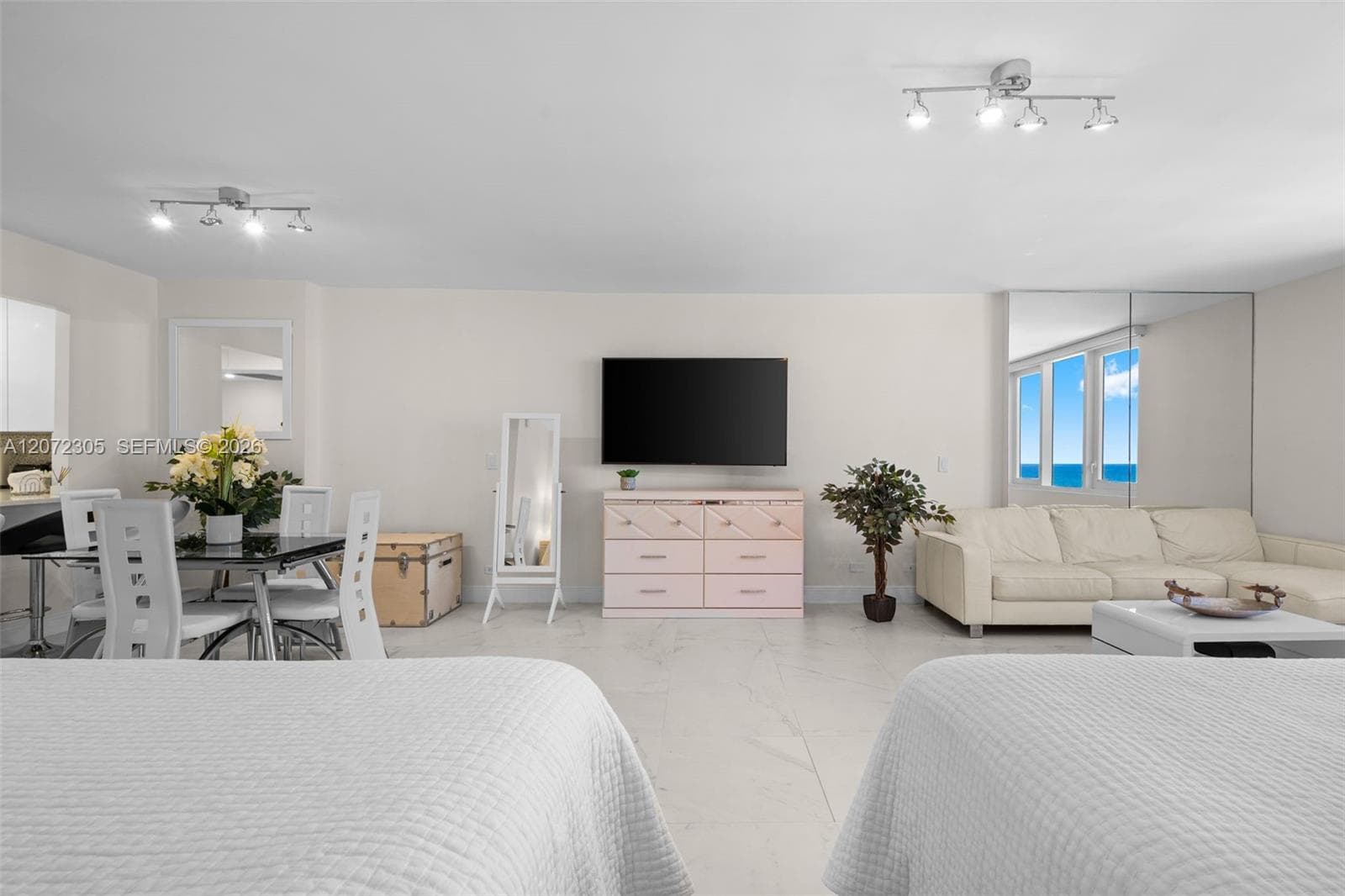 2301 Collins Ave 1014 photo 13