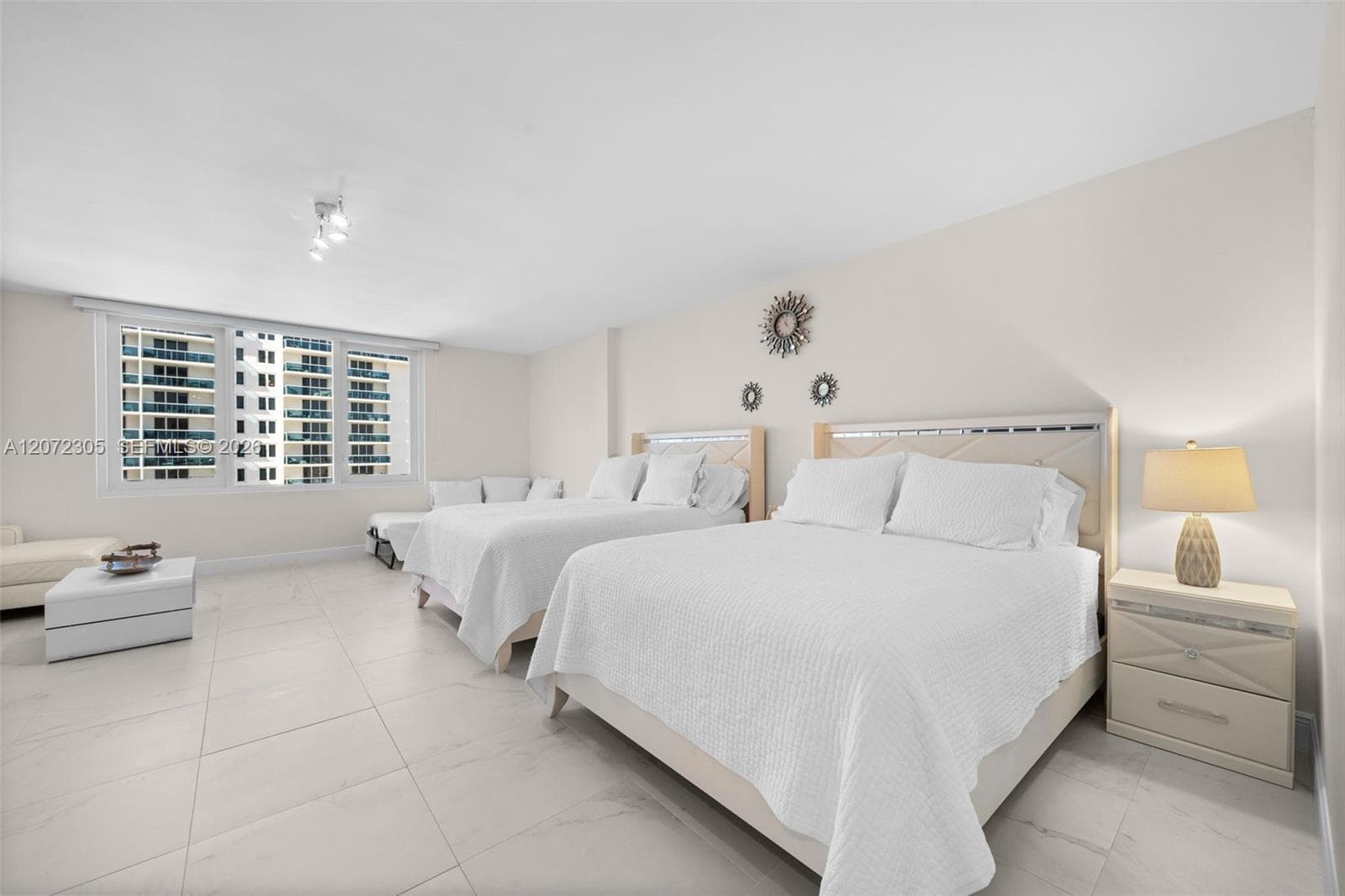 2301 Collins Ave 1014 photo 9