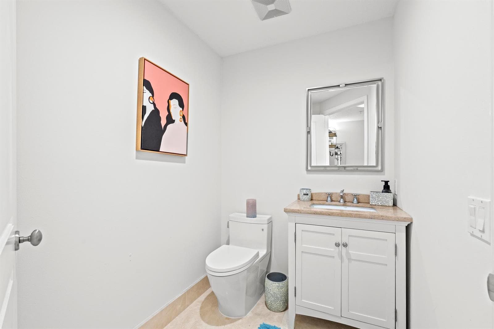 309 E OCEAN Avenue 304 photo 16