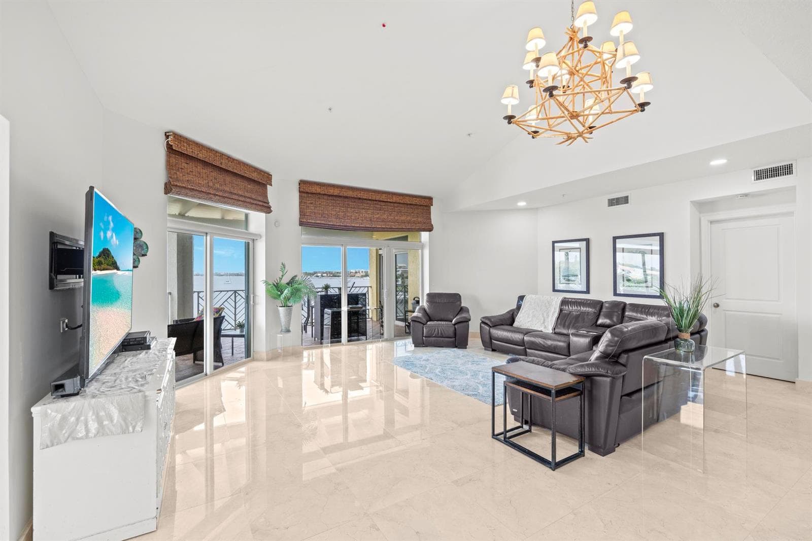 309 E OCEAN Avenue 304 photo 7