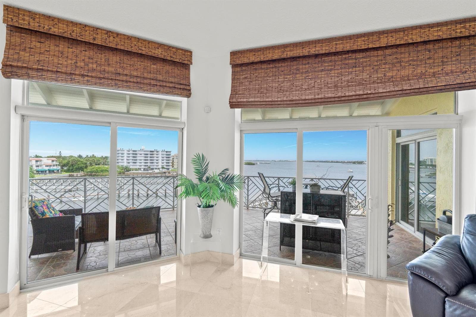 309 E OCEAN Avenue 304 photo 8