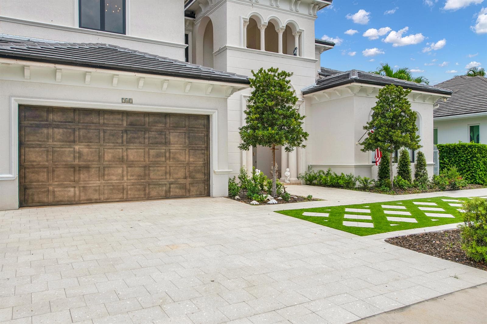 741 SW 15th Street photo 6