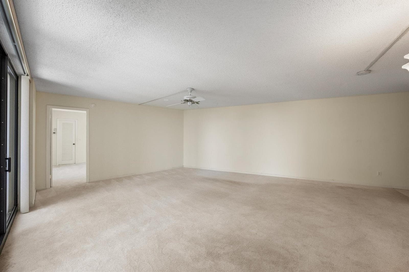 2800 N Ocean Drive A-8B photo 6