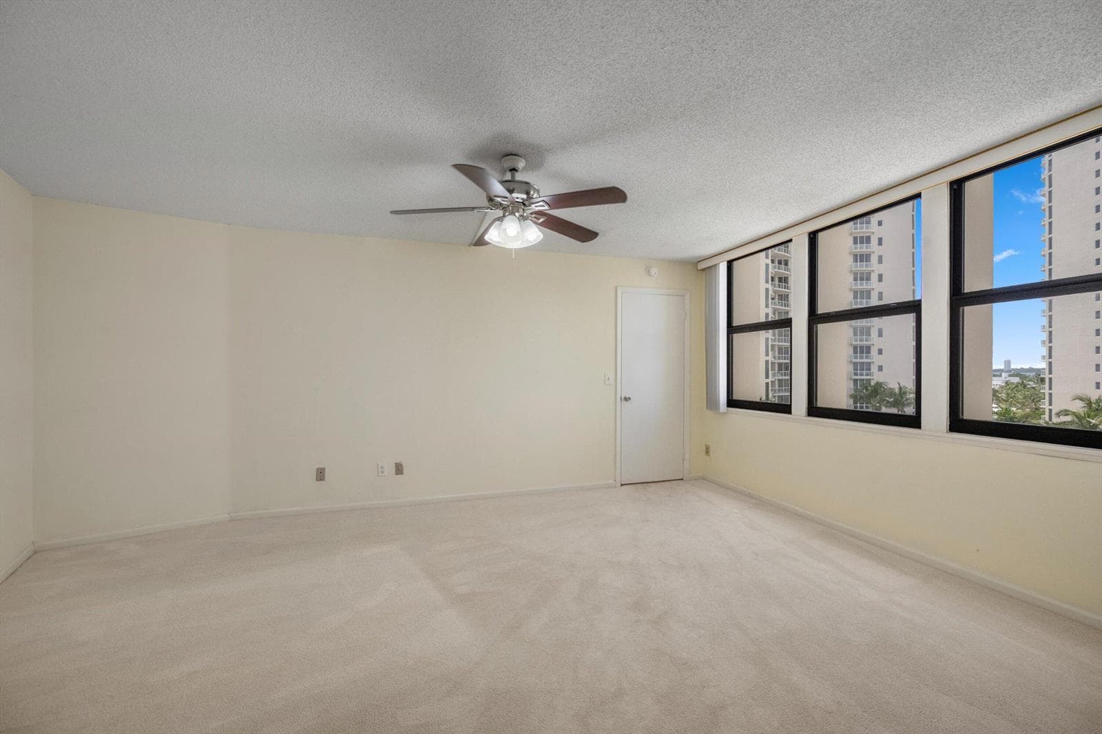 2800 N Ocean Drive A-8B photo 19