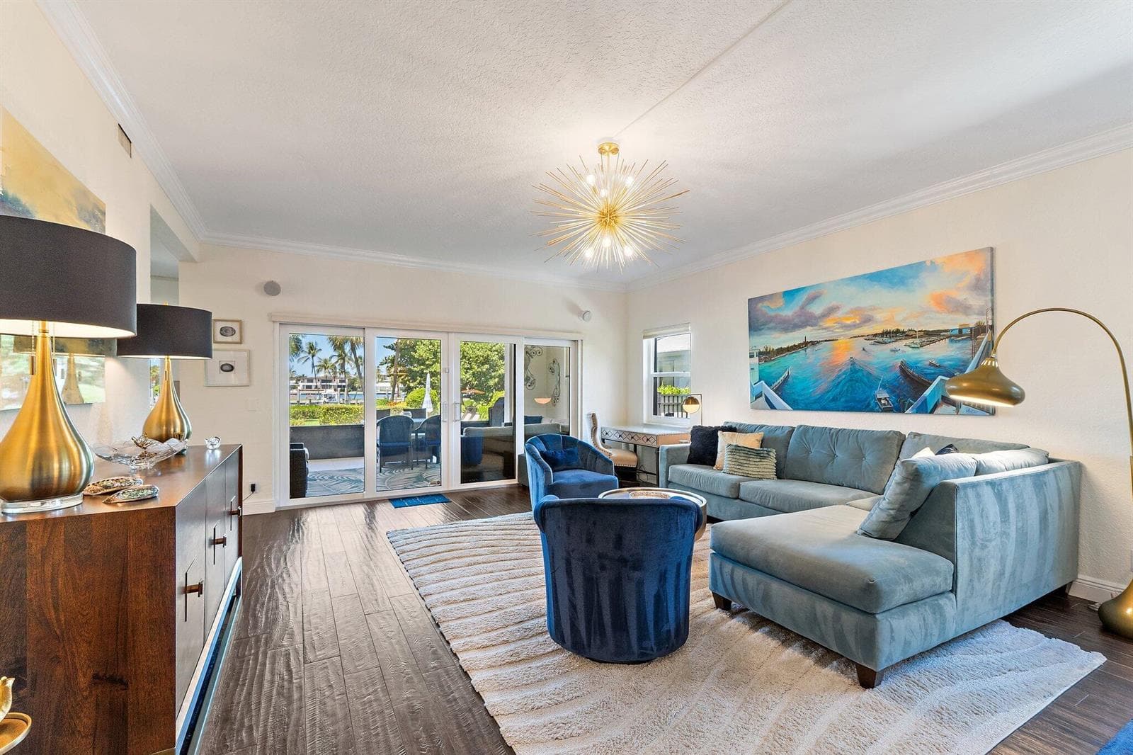 851 Saturn Street A photo 10