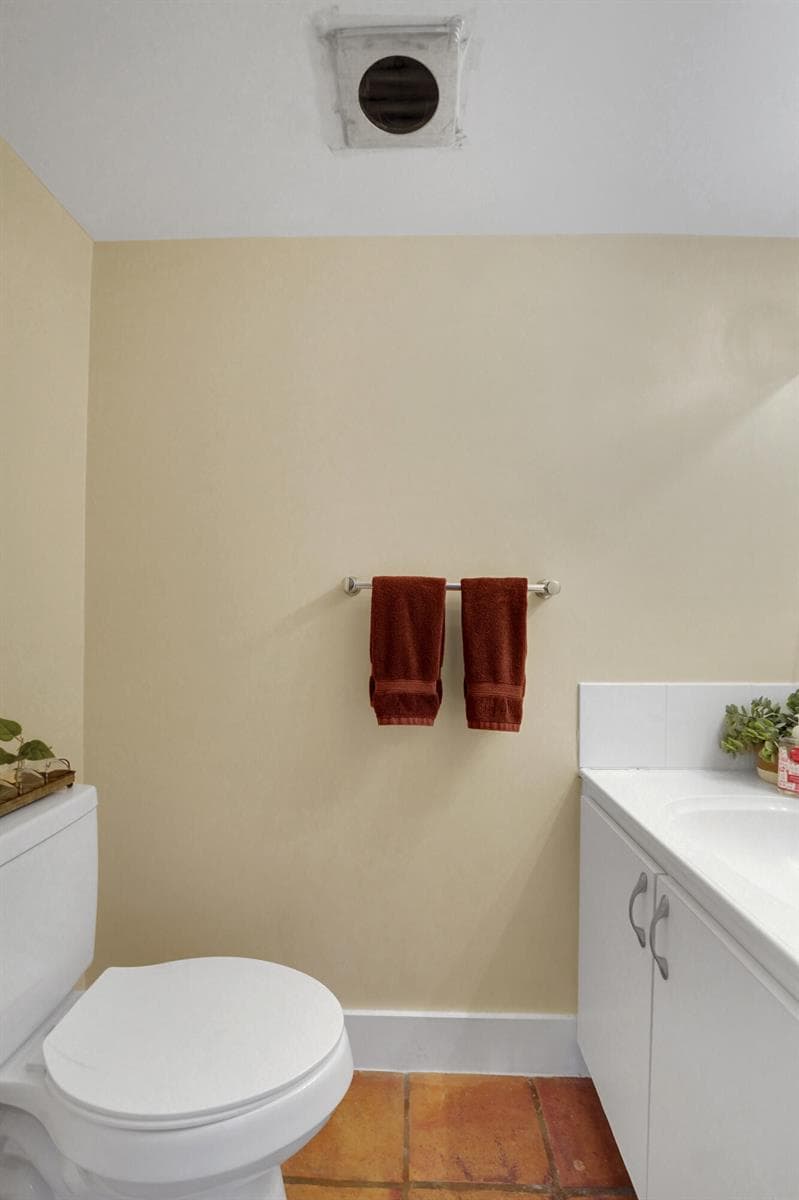 6473 BAY CLUB Drive 1 photo 13